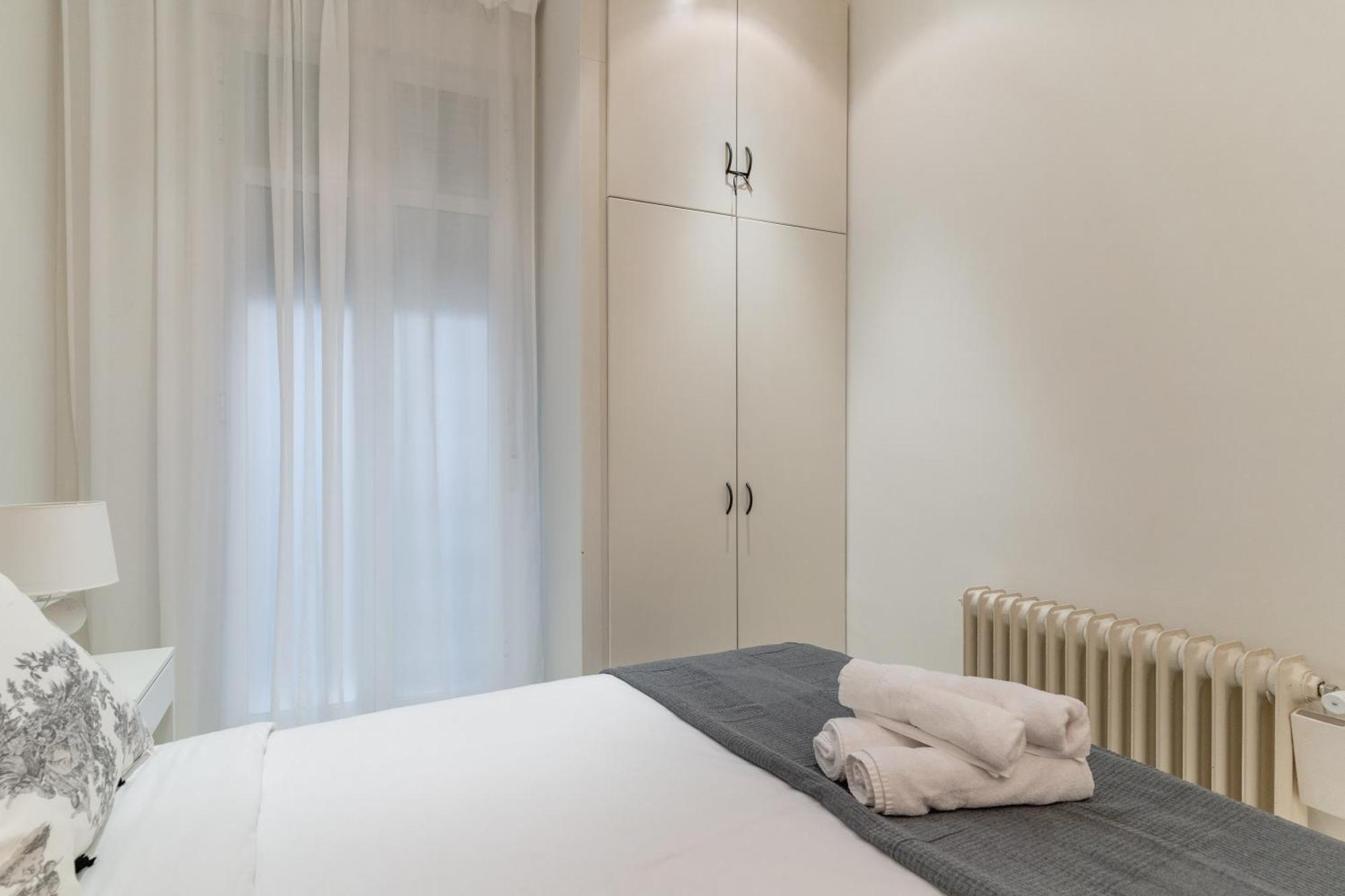 Spacious Modern-3Bedrooms 2Bathrooms-Plaza Mayor Madrid Luaran gambar