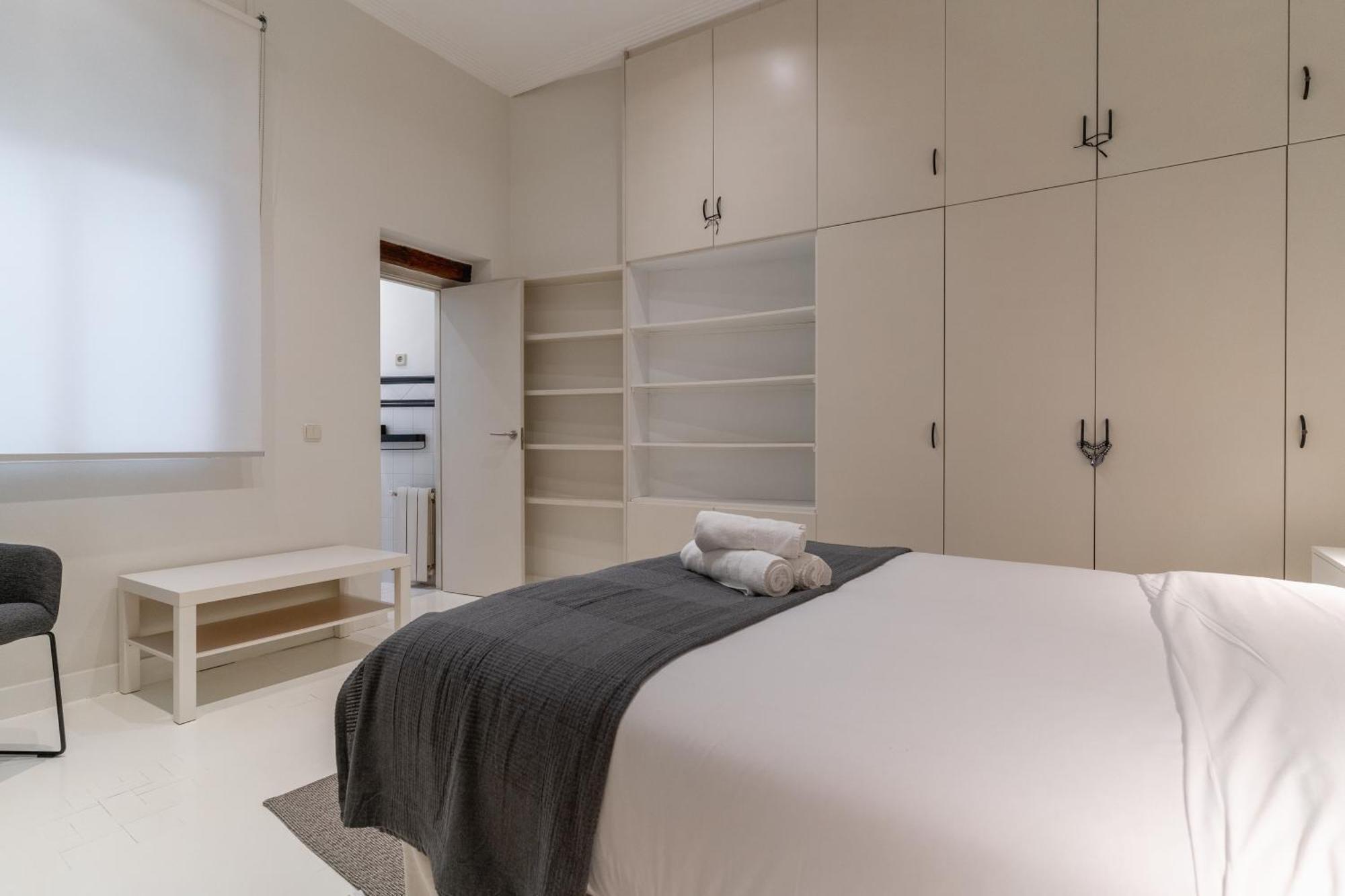 Spacious Modern-3Bedrooms 2Bathrooms-Plaza Mayor Madrid Luaran gambar